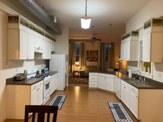 Chic Historic Loft Apartment in Downtown Kittanning - 6