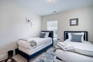 Luxurious Alberta Beach House w/ Historical Detail - Hampton - 6
