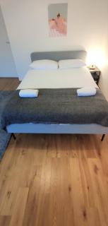 LE BACO-BACO, FACE AU CHÂTEAU, AVEC PARKING - 7