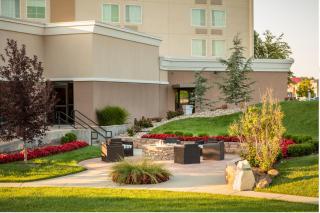 Holiday Inn Wichita East I-35 by IHG - Wichita - 2
