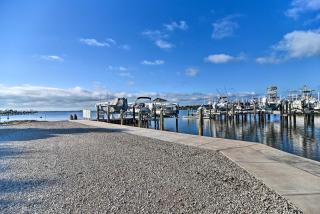 Ozona Studio with Shared Deck - Steps to Gulf! - Palm Harbor - 9