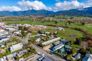 Anatoki Lodge Motel - Takaka - 7