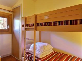 Studio-cabine chaleureux pour 4 pers. à 50m des pistes, balcon, ascenseur - FR-1-455-179 - La Plagne Tarentaise - 3