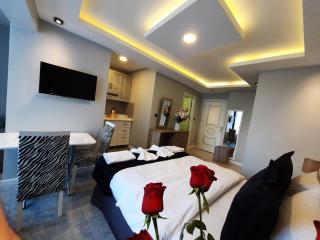 Ararat Apart - 6