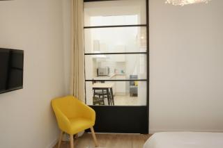 T2 avec verrière situé en hyper centre avec wifi, linge, draps, savons et serviettes fournis - Cognac - 4