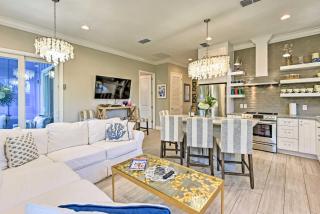 'Chic on the Beach' Luxe Anna Maria Island Retreat - 5