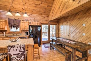Bryson City Cabin with Private Hot Tub and Game Room - Bryson City - 2