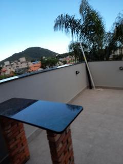 Cobertura com piscina privativa em Bombinhas - 2