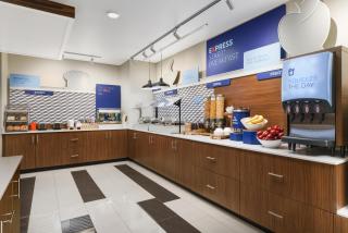 Holiday Inn Express & Suites Oakhurst-Yosemite Park Area by IHG - Oakhurst - 5