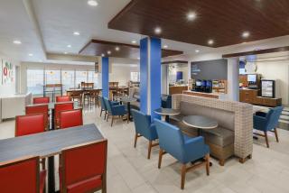 Holiday Inn Express & Suites Oakhurst-Yosemite Park Area by IHG - Oakhurst - 6