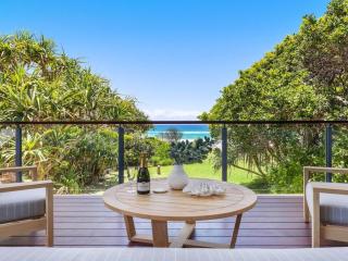 Wanda Ocean Front - direct Tallow Beach access - Suffolk Park - 3