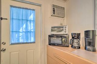 6 Mi to Palm Beach Studio with Pool Access! - Lake Worth - 2