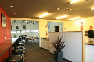 Swansea Backpackers - 4