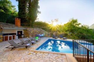 Luxury Villa Mosor, heated pool whirpool, near the sea - Smolonje - 7