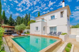 Oresteia Executive Villa, a Flamboyant Retreat, By ThinkVilla - Tragaki - 0