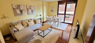 Cozy Yellow Home in Getxo - 9