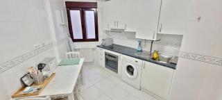 Cozy Yellow Home in Getxo - Getxo - 4