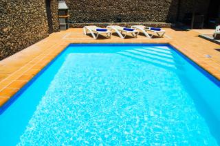 Villa Calamares with heated pool and air conditioning - 1