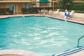 Baymont by Wyndham Houston La Porte - La Porte - 4