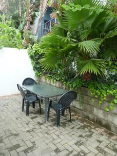 Eland Place Self Catering Guest House - Beacon Bay - 3