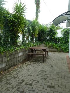 Eland Place Self Catering Guest House - Beacon Bay - 4