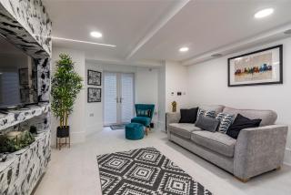 Cosy Apartment in West Bridgford, Close to Transport links and walking distance to Cricket and Football - Nottingham - 5