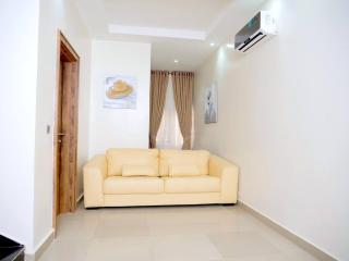 Luxury 4-Bed House in Abuja - Abuja - 3