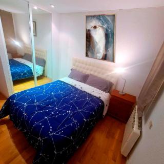 GRAN VIA VALVERDE Apartaments & ROOMS PARKING - Madrid - 6