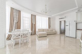 Gagarin Plaza Panoramic Sea View Apartment - Odessa - 0
