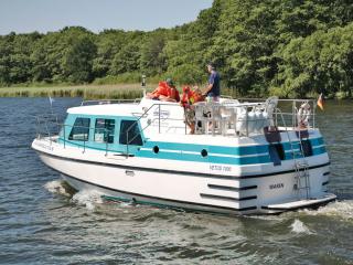 Kuhnle-Tours Hafendorf Müritz - 2