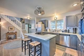 Waterfront Cable Lake Cabin with Grill! - Woodland Beach - 2