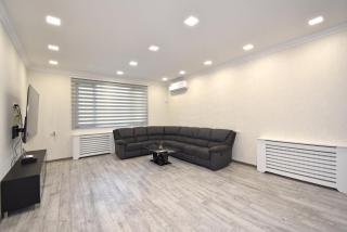 Jrvezh Aygegortsakan Street, 4 bedrooms Luxury house with Spacious swimming pool VJ555 - Jrvezh - 4