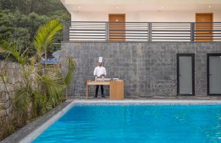 TRIBHAV Corbett Bliss-Jim Corbett - 7