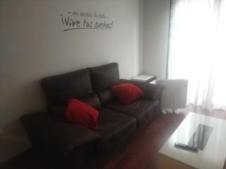 ACOGEDOR APARMENTO JUNTO AL CENTRO - 6