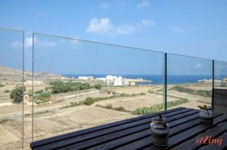 2 Bed Apartment w Distant Sea and Country Views - 4