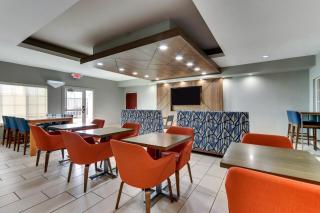 Holiday Inn Express & Suites - Ardmore by IHG - 1