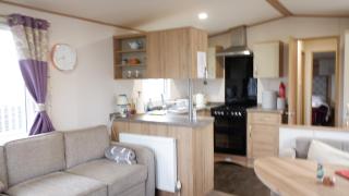 2 Bed Caravan - Sleeps 6 - Pets - Pool - Wifi - 4
