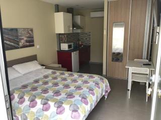 Apartamentos Turisticos Maria Guerrero - 1