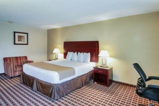 Days Inn & Suites by Wyndham Johnson City - Johnson City - 7