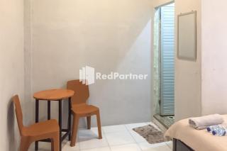 Aquino Marito Homestay Mitra RedDoorz - Balige - 7