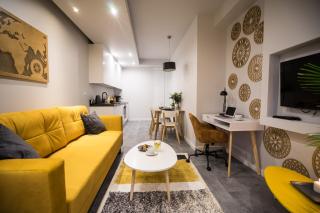 oompH Warsaw Central Luxurious Air-Conditioned Apartment with Balcony - Varsavia - 1