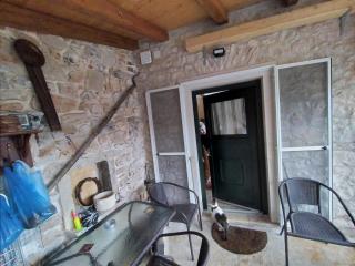 Country-bumpkin's house - 7