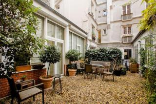 Quiet apartment, lively area,next to Eiffel Tower. - París - 8