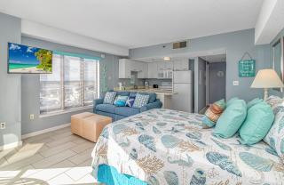Angled Oceanfront Studio with Incredible Views! Palace Resort 1003 - Sleeps 4 guests - Myrtle Beach - 8