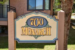 700 Monarch 302 - 2