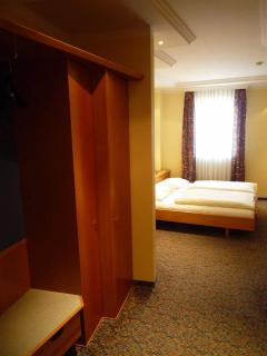 CenterCourt Hotel - 8