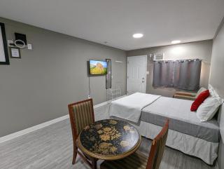 Riverside Motel - Medicine Hat - 6