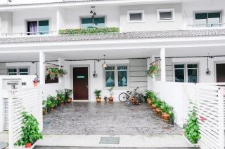 Comfy Sofy 21- Backyard Garden- Night Market area - Cameron Highlands - 0