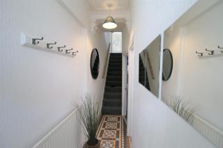 Three Bedroom Townhouse - Free Local Parking - by Property Promise - Cardiff - 3