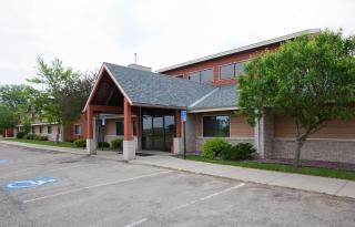 AmericInn by Wyndham Blue Earth - Blue Earth - 1